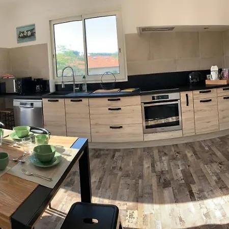 « les Gets » Location T4 Apartament